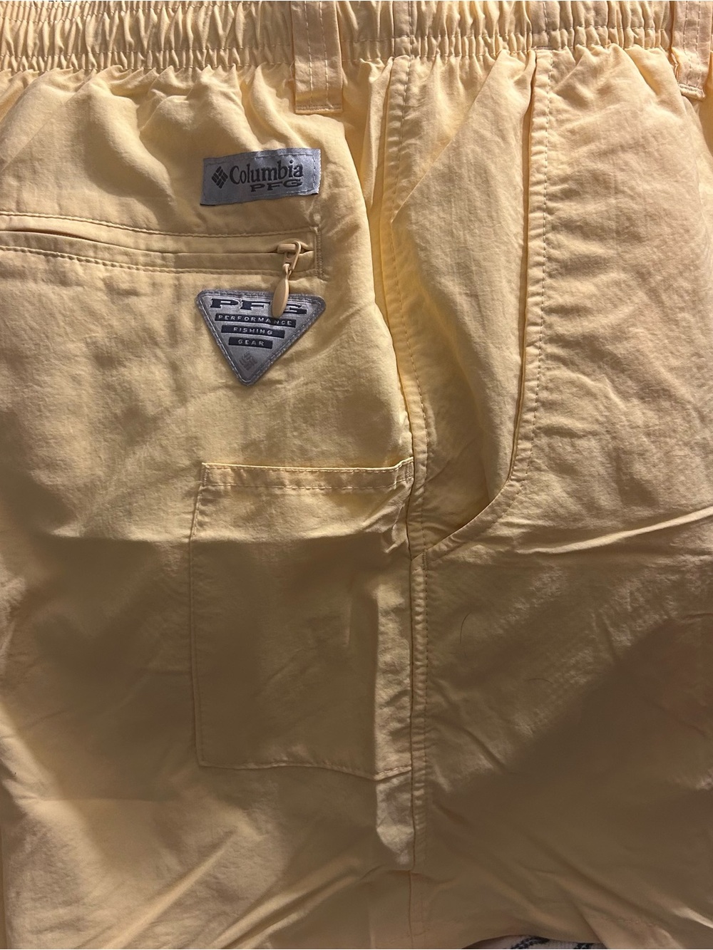 Columbia PFG Men's Yellow Performance Shorts/ swim trunks